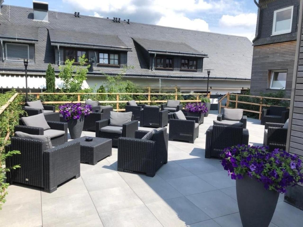 Die Zwei Loewen Ferienwohnungen Winterberg Exterior photo